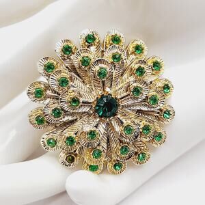 Vintage Green Rhinestone Floral Brooch Gold Tone Mum Style
